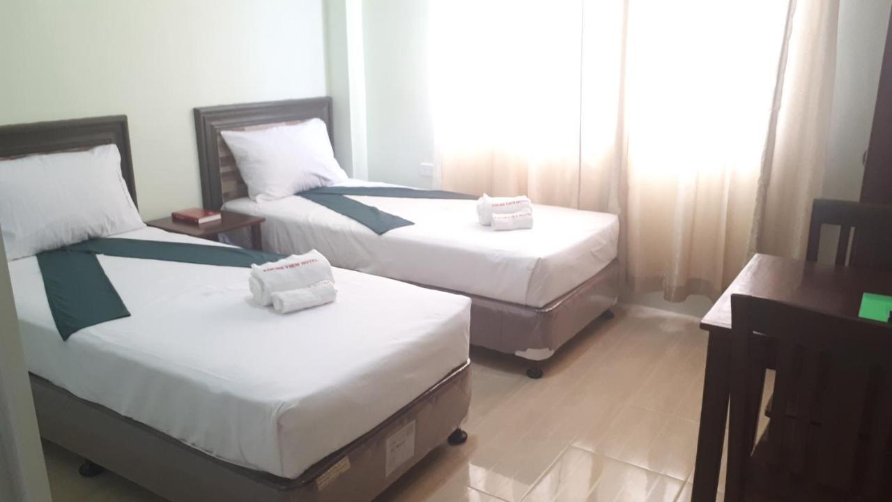 Adams View Hotel Moalboal Extérieur photo